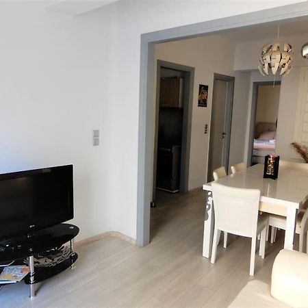 A-07! 2' Walk 2 Acropolis Museum! 2Br-Sunny Terrace! Extra Fees For 2Nd Room Atenas Exterior foto