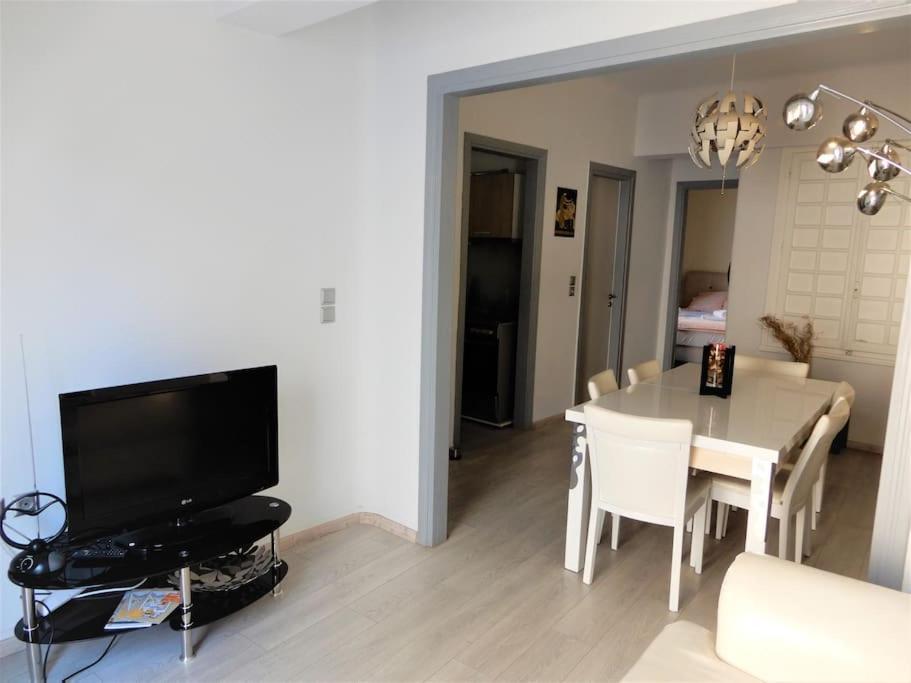 A-07! 2' Walk 2 Acropolis Museum! 2Br-Sunny Terrace! Extra Fees For 2Nd Room Atenas Exterior foto